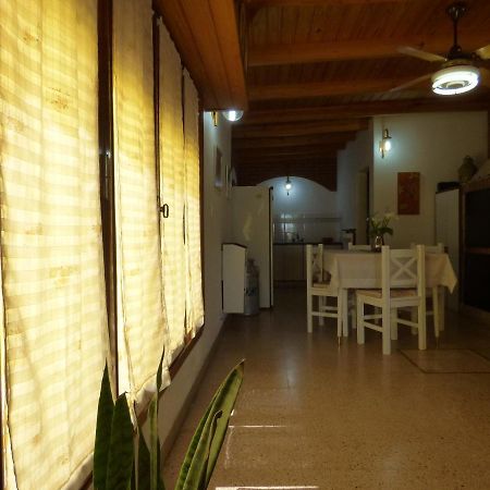 Oasis Cochera Opcional Bahia Blanca Luaran gambar